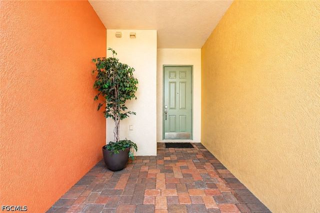 16010 Via Solera CIR 104, Fort Myers, FL 33908