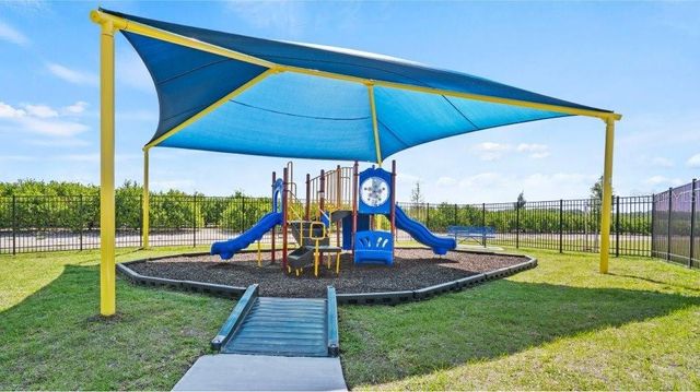 1104 TYLER LOOP, Winter Haven, FL 33884