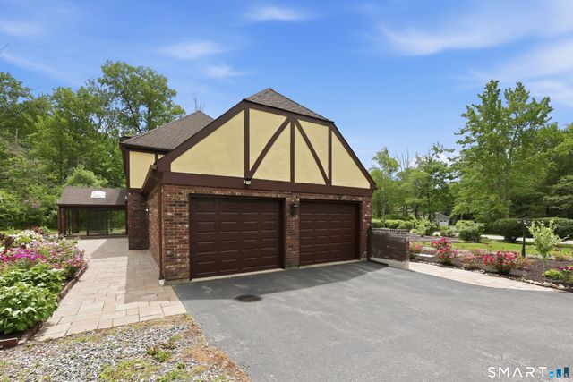 43 Windtree East, Torrington, CT 06790