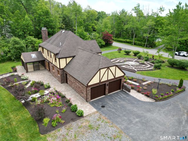43 Windtree East, Torrington, CT 06790