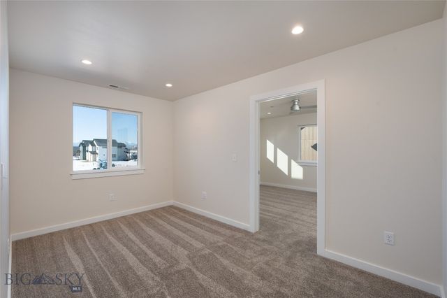 811 Spaniel Lane, Belgrade, MT 59714