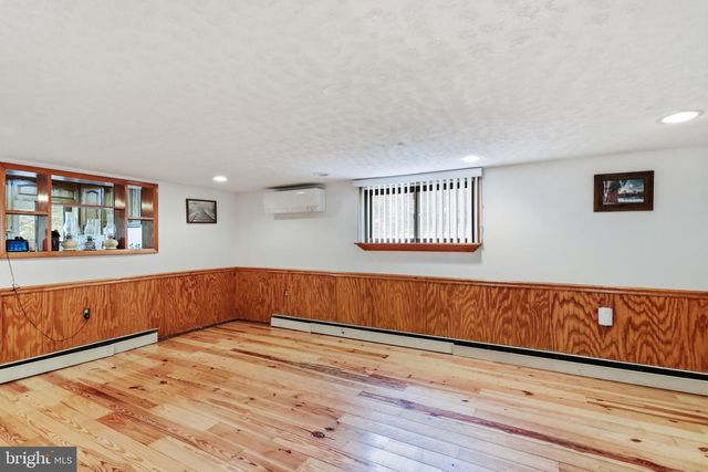 1220 BROWN RD, Knoxville, MD 21758