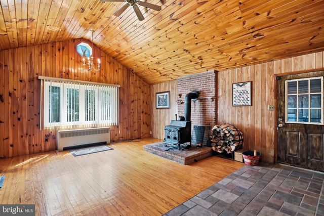 1220 BROWN RD, Knoxville, MD 21758