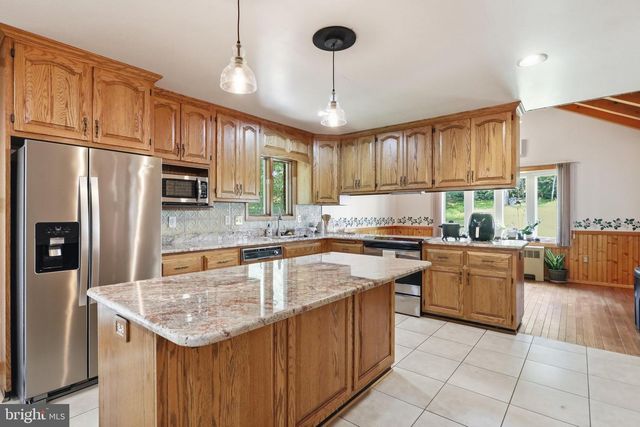 1220 BROWN RD, Knoxville, MD 21758