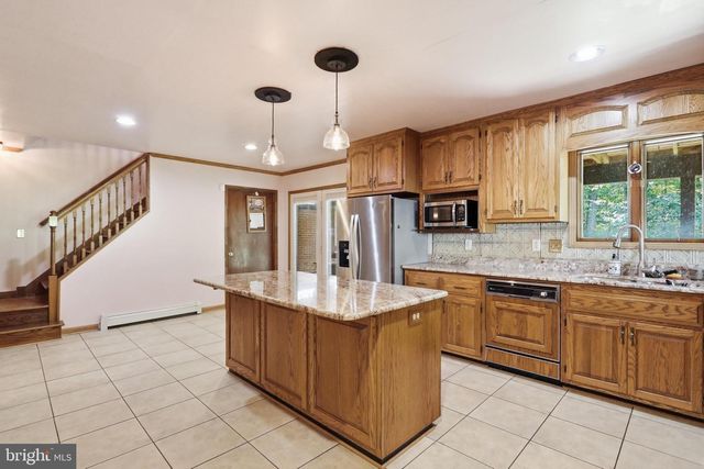 1220 BROWN RD, Knoxville, MD 21758