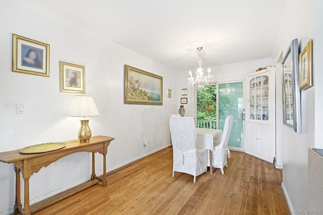 100 Pembrook Drive, Yonkers, NY 10710