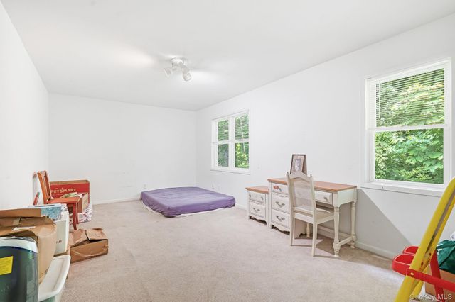 100 Pembrook Drive, Yonkers, NY 10710