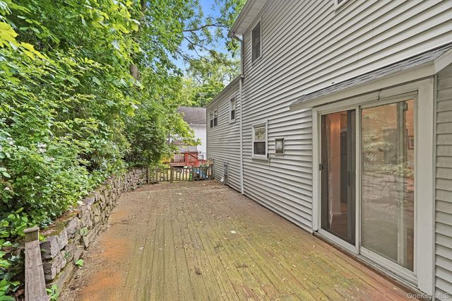 100 Pembrook Drive, Yonkers, NY 10710