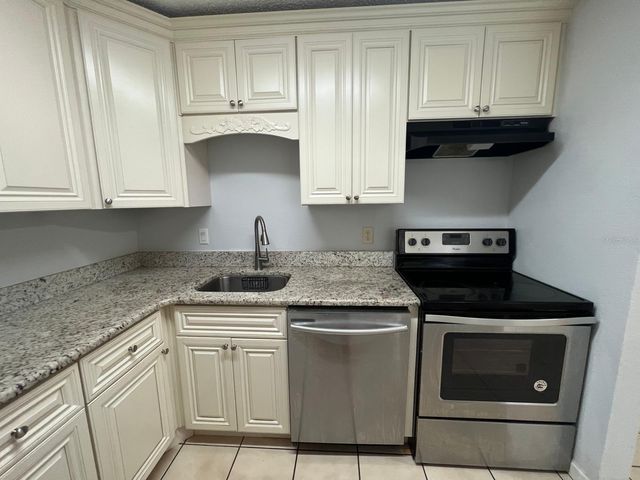 2740 OAK PARK WAY 102, Orlando, FL 32822