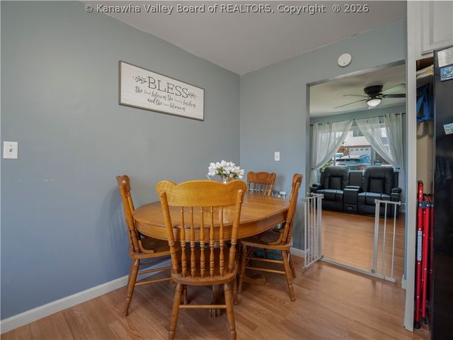 1452 Clearview Heights Road, Charleston, WV 25312