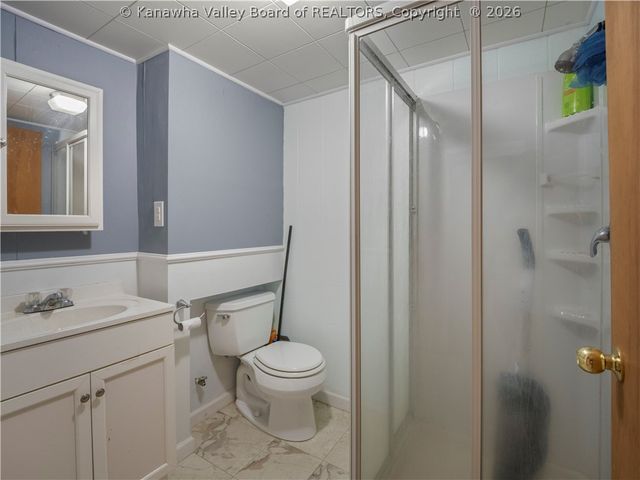 1452 Clearview Heights Road, Charleston, WV 25312