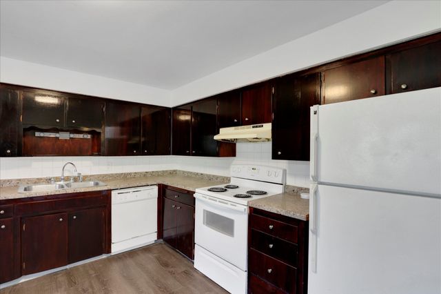 9120 N Wall St, Spokane, WA 99218