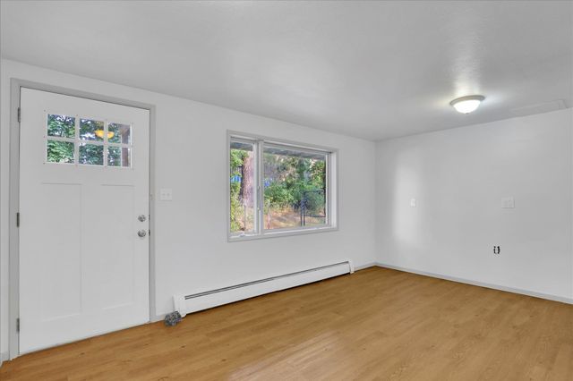 9120 N Wall St, Spokane, WA 99218