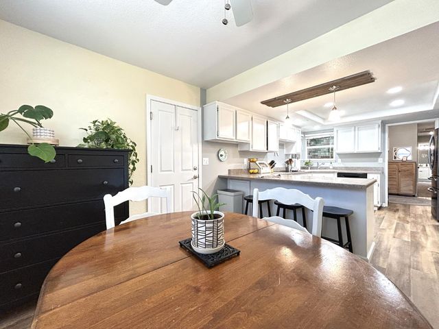 3952 Rustic Rd, Cameron Park, CA 95682