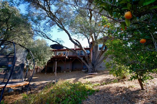 3952 Rustic Rd, Cameron Park, CA 95682