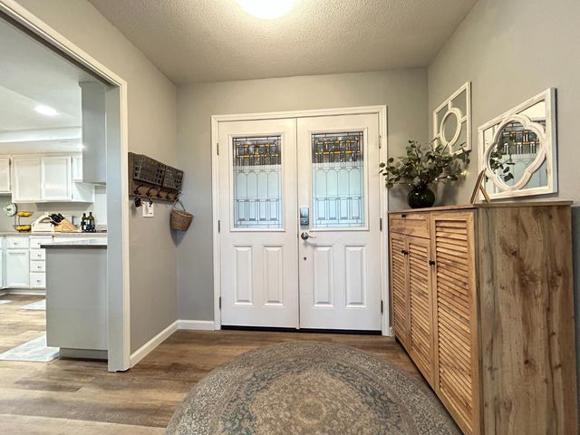 3952 Rustic Rd, Cameron Park, CA 95682
