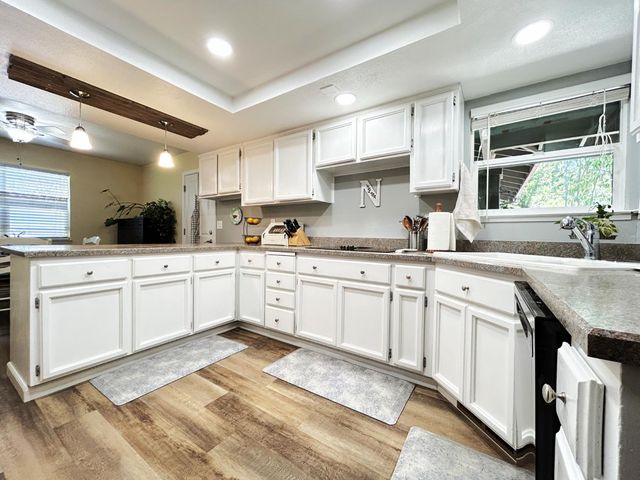 3952 Rustic Rd, Cameron Park, CA 95682