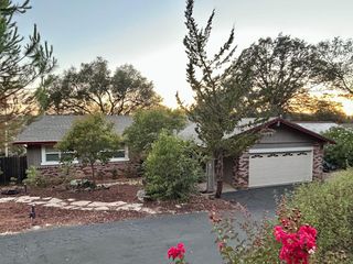 3952 Rustic Rd, Cameron Park, CA 95682