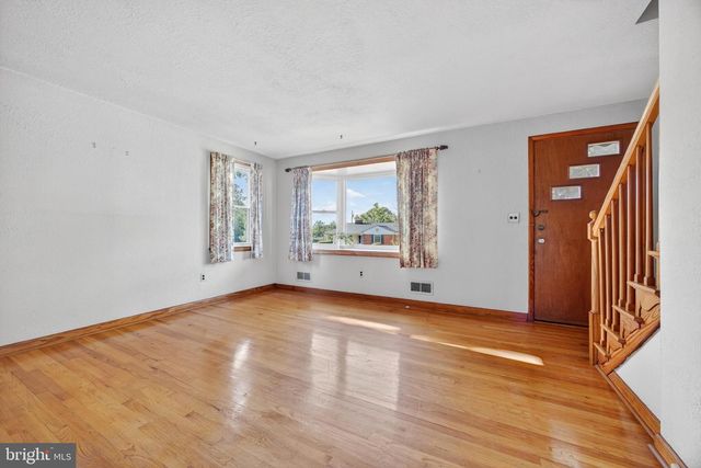 109 17TH AVE, Baltimore, MD 21225