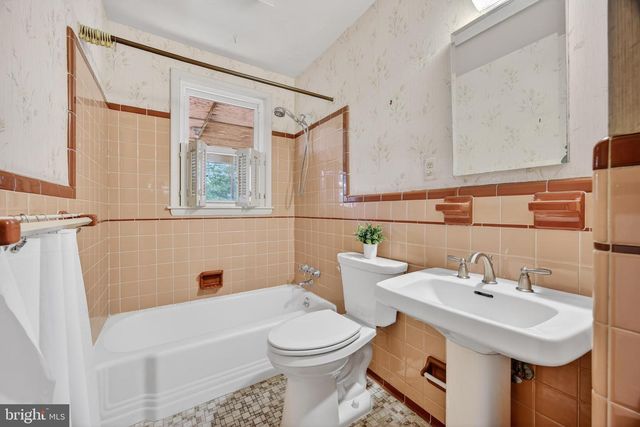 109 17TH AVE, Baltimore, MD 21225