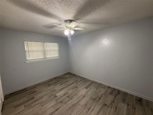 100 E Brown Street, Princeton, TX 75407