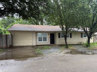 100 E Brown Street, Princeton, TX 75407