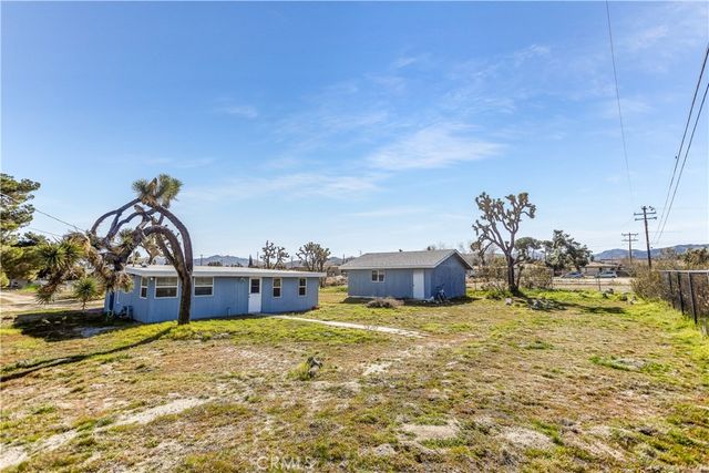 7148 Sage Avenue, Yucca Valley, CA 92284