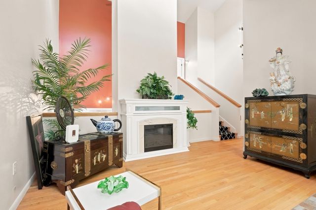 1002 Pine Brook Dr 20, Peabody, MA 01960