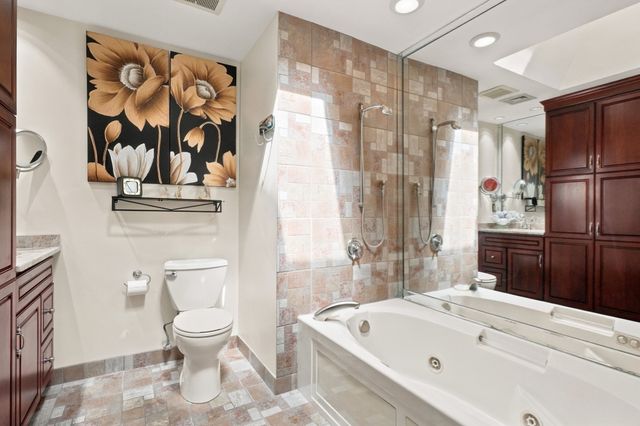 1002 Pine Brook Dr 20, Peabody, MA 01960