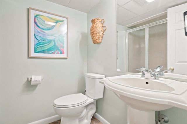 1002 Pine Brook Dr 20, Peabody, MA 01960