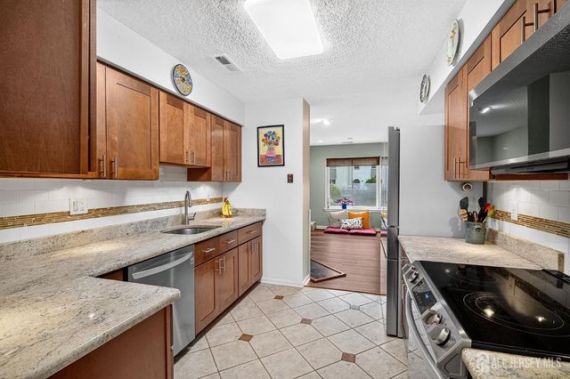 63 Thoreau Drive, Plainsboro, NJ 08536