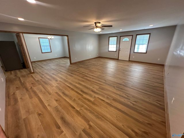 451 Shady Grove Road, Guntersville, AL 35976