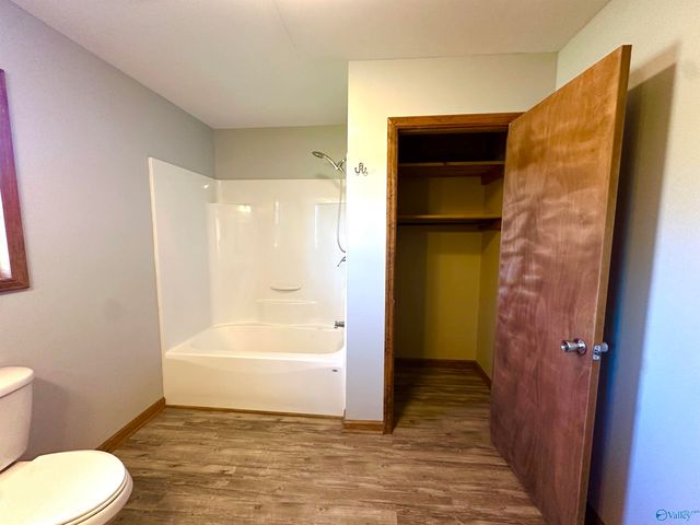 451 Shady Grove Road, Guntersville, AL 35976