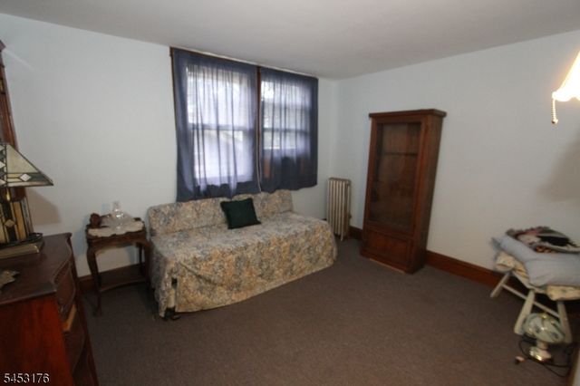 4 Midland Ave, Hawthorne Boro, NJ 07506