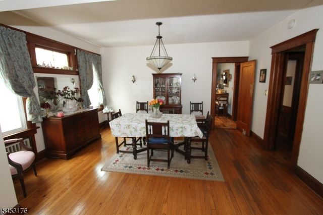 4 Midland Ave, Hawthorne Boro, NJ 07506