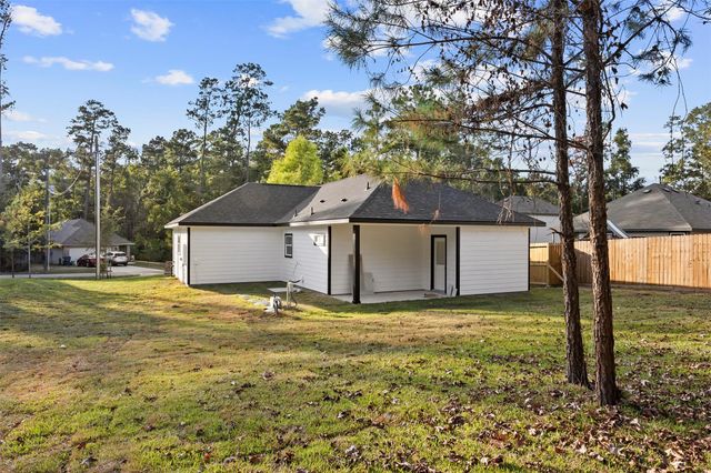 15123 Arrowhead Loop E, Willis, TX 77378