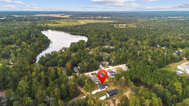 15123 Arrowhead Loop E, Willis, TX 77378