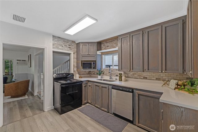 19827 Renton-Maple Valley Road, Maple Valley, WA 98038