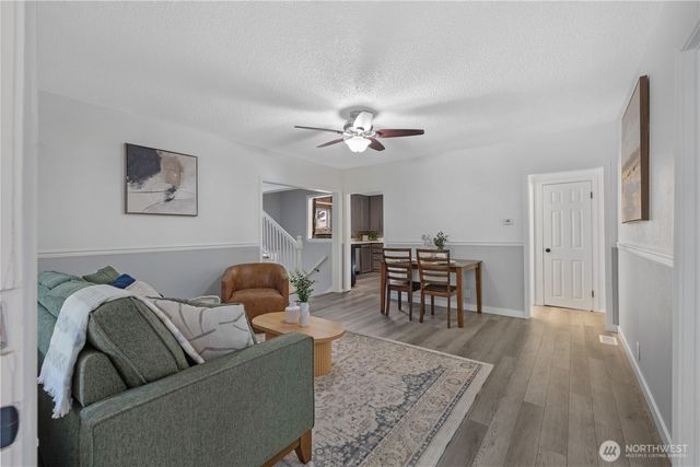 19827 Renton-Maple Valley Road, Maple Valley, WA 98038