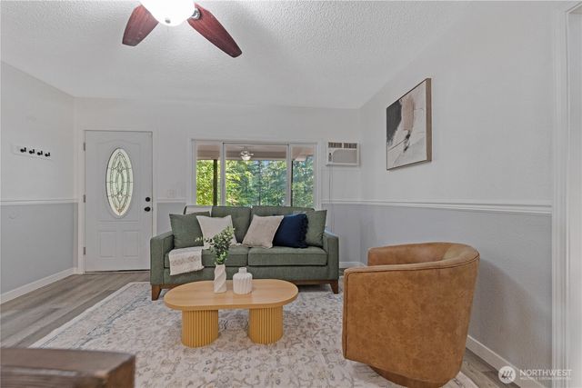 19827 Renton-Maple Valley Road, Maple Valley, WA 98038