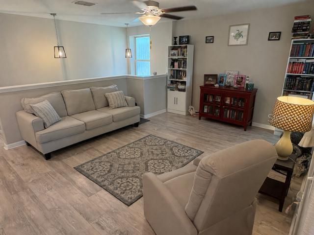 8913 FLOURISH DRIVE, Land O Lakes, FL 34637