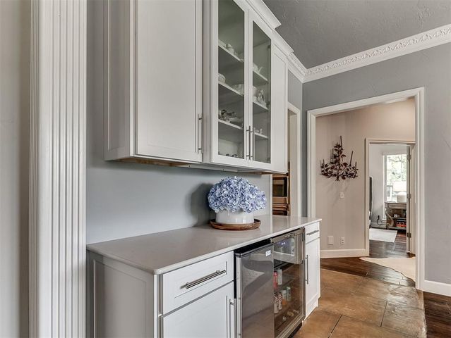 10049 Hidden Hollow Lane, Oklahoma City, OK 73151