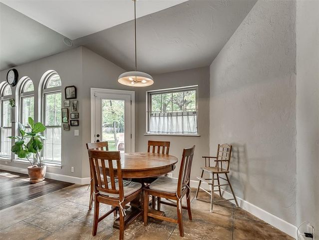 10049 Hidden Hollow Lane, Oklahoma City, OK 73151