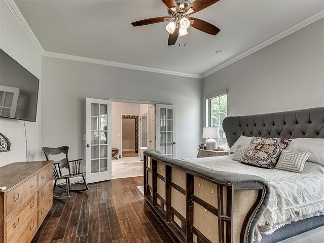 10049 Hidden Hollow Lane, Oklahoma City, OK 73151