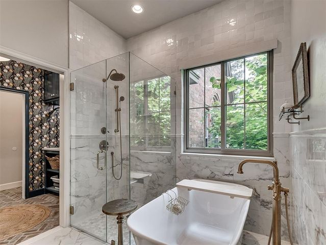 10049 Hidden Hollow Lane, Oklahoma City, OK 73151