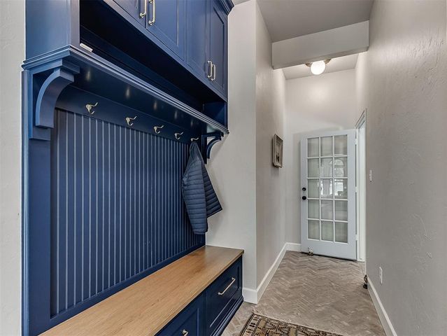 10049 Hidden Hollow Lane, Oklahoma City, OK 73151