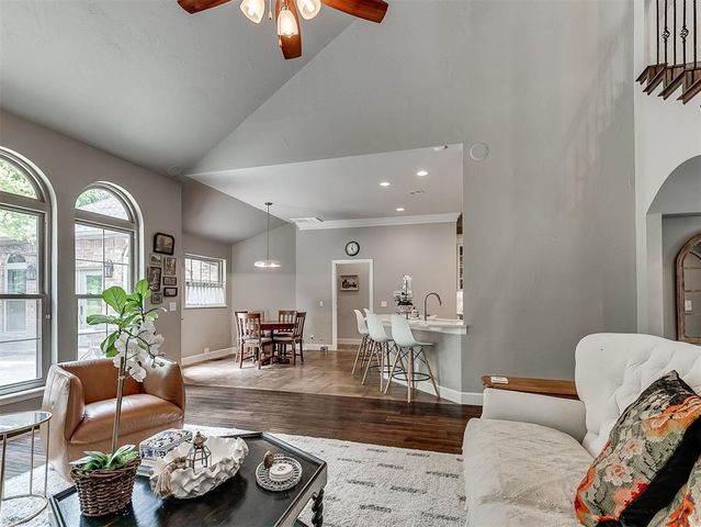 10049 Hidden Hollow Lane, Oklahoma City, OK 73151