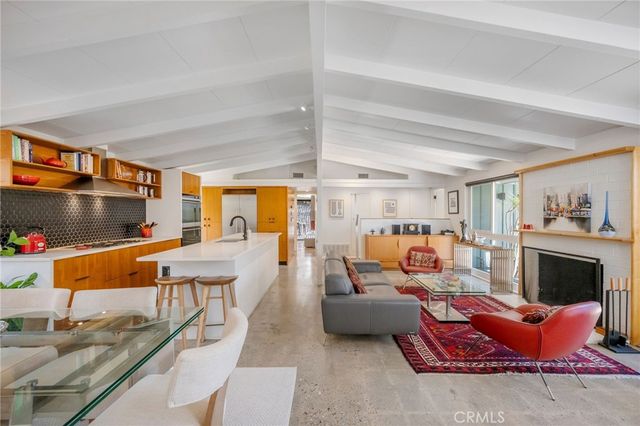 3150 Pattiz Avenue, Long Beach, CA 90808