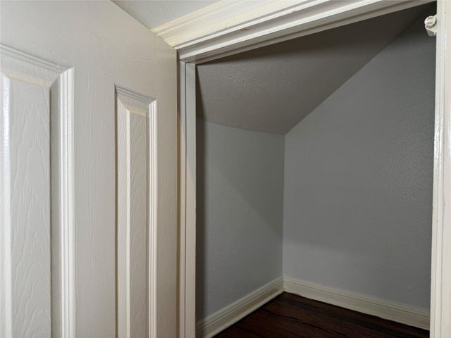 3636 Lake Street, Houston, TX 77098