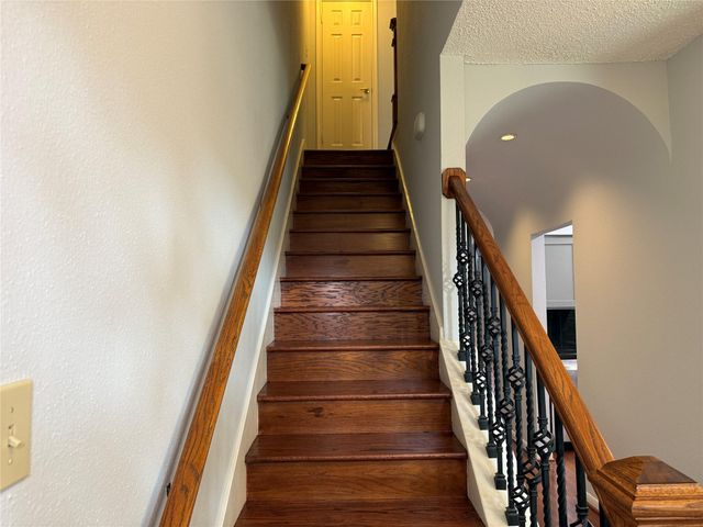 3636 Lake Street, Houston, TX 77098